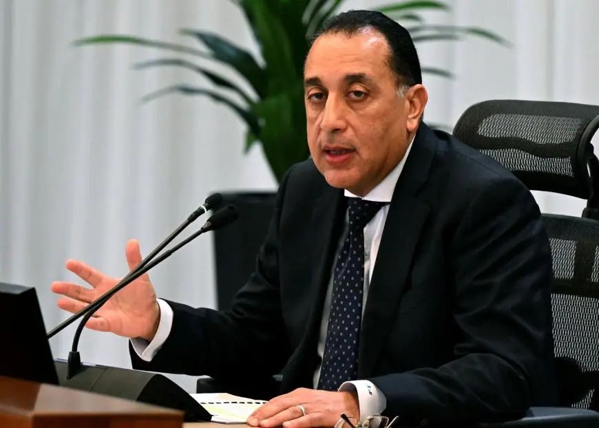 مدبولي يعلن عن تعاون بين الحكومة والبنك المركزي لإطلاق برنامج اقتصادي وطني جديد