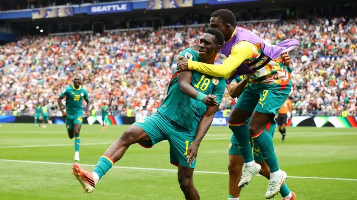 الاتحاد يتحدى ليفربول في سباق التعاقد مع النجم المتمرد سار من كريستال بالاس