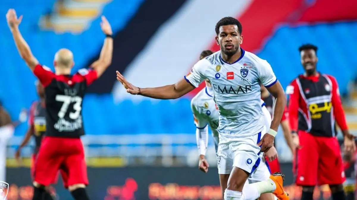 تسوية مالية تُنهي مشوار علي البليهي مع الهلال بعد 9 سنوات