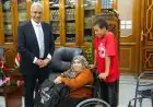 رئيس جامعة الأزهر يوفر كراسي متحركة لدعم الطلاب من ذوي الهمم وتسهيل تنقلهم داخل الجامعة