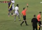 اعتراض تاريخي بتحدي الفيديو.. مدرب يُلزم الحكم بطرد مدافع الخصم في الدوري الفرنسي (فيديو)