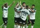 احتفال يتحول إلى مأساة.. لاعب برازيلي يسقط في نفق الملعب بعد تسجيل هدفه «فيديو»