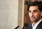 باريس سان جيرمان يقدم عرضاً رسمياً لضم فيران توريس من برشلونة