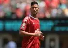 الأهلي يقترب من إنهاء عقد أشرف داري والوداد يسعى للتعاقد معه