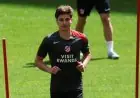 ألفاريز يشرع في اجتماعه الحاسم مع إدارة أتلتيكو مدريد