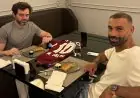 محمد صلاح ووكيله رامي عباس يسخران من بشيكتاش بحلوى تركية