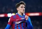 جافي يرفض عرض مانشستر يونايتد ويختار البقاء مع برشلونة