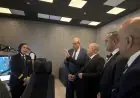 وزير الطيران المدني يشرف على بدء تشغيل الأنظمة الرادارية المتطورة في برج المراقبة بمطار القاهرة