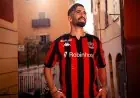 نادي نيس يعزز صفوفه بالتعاقد مع الجزائري عمورة معاراً من فولفسبورغ
