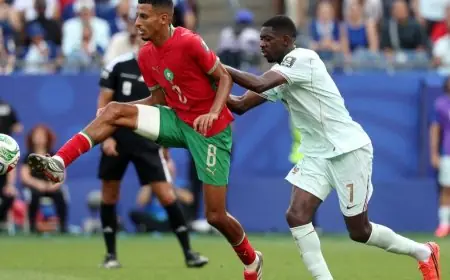برشلونة يضع النجم المغربي أوناحي ضمن أهدافه لتعويض إصابة دي يونغ