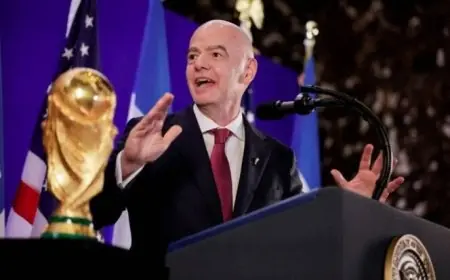 تيباس ينتقد إنفانتينو: كرة القدم بحاجة إلى قيادة جديدة بعد الأزمات المرتبطة بكأس العالم