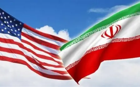 إيران تنكر التفاوض مع الولايات المتحدة وتؤكد أن محادثاتها مع عمان تركز فقط على مضيق هرمز