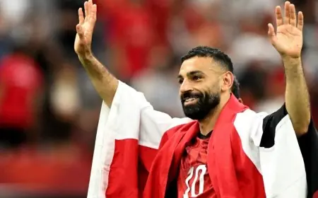 طرابزون يطلق 100 ألف قميص لمحمد صلاح ويكشف عن رقمه الجديد