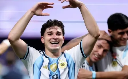 لقاء محوري في مدريد يجمع ديكو ووكيل النجم خوليان ألفاريز