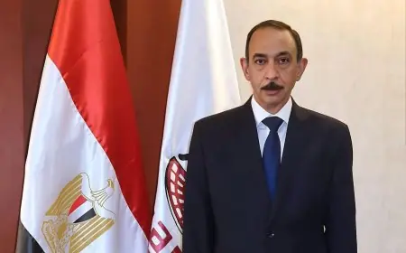 محافظ سوهاج يفرض حظرًا على مشاركة المستندات الرسمية عبر وسائل التواصل الاجتماعي