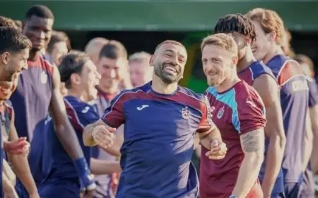أول تدريبات محمد صلاح مع طرابزون سبور «صور»