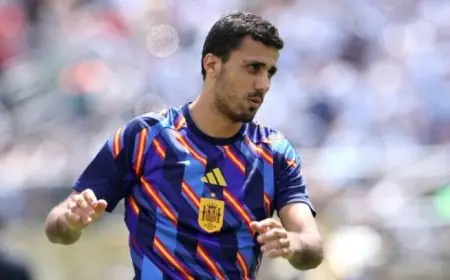 رودري بين برشلونة وريال مدريد.. قرار غير متوقع يحدد مصير نجم مانشستر سيتي