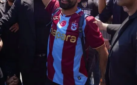 محمد صلاح يغيب عن تشكيلة طرابزون سبور في المباراة الودية ضد جوزتيبي