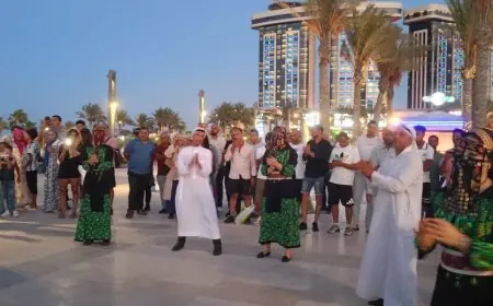أحمد موسى يكشف سر أفضل شواطئ في مصر والعلمين تستقطب الزوار بأعداد كاملة