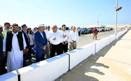 رئيس الوزراء يفتتح كوبري روميل المطور في مطروح ويعزز البنية التحتية