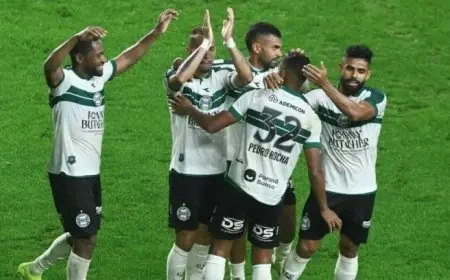 احتفال يتحول إلى مأساة.. لاعب برازيلي يسقط في نفق الملعب بعد تسجيل هدفه «فيديو»