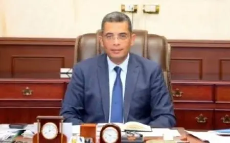 محافظ البحر الأحمر يفرض غرامة 100 ألف جنيه وسحب سيارة المياه لمخالفي الأسعار