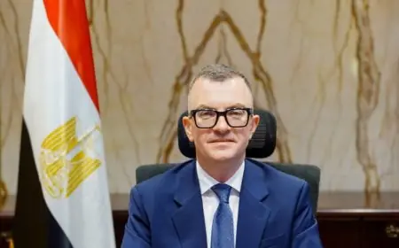 وزير التخطيط يناقش تعزيز التعاون مع رئيس وكالة الفضاء المصرية