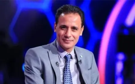 طارق السيد يوضح موقفه من عرض قميصه التاريخي للبيع بالمزاد: «حديث لجان»