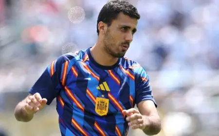 رودري ينضم لنادي برشلونة رسمياً والدوري الإسباني يفتح أبوابه للنجم الجديد