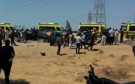 تفاصيل صادمة من الصحة: حادث الإسماعيلية يودي بحياة 17 شخصًا ويصيب 31 آخرين بينهم طفل عمره 4 سنوات
