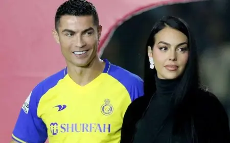 كريستيانو رونالدو يتوج حباً دام عقداً بالزواج من جورجينا