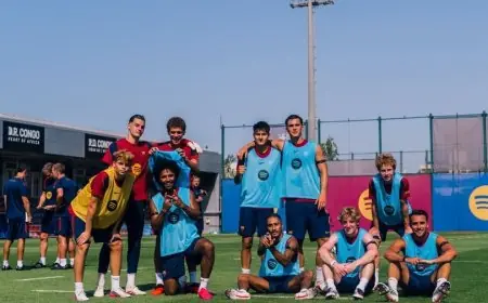 حمزة عبد الكريم يواصل تدريباته مع الفريق الأول في برشلونة بعد عودة اللاعبين الدوليين