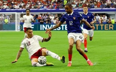 برشلونة يبدأ التحركات لتعويض كوندي ويستهدف لاعبًا من منتخب إسبانيا