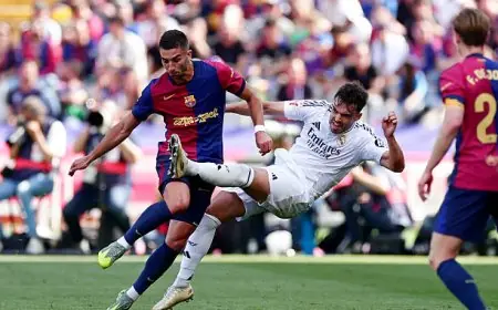 غياب فيران توريس عن تدريبات برشلونة يزيد الغموض حول مستقبله مع الفريق