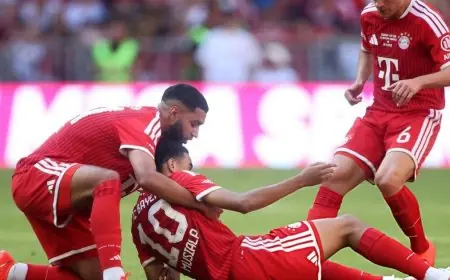 صيباري يتألق بصناعة هدف في أول مباراة له مع بايرن ميونيخ وموسيالا يغمى عليه خلال المباراة