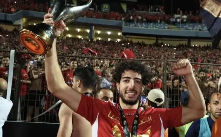 محمد هاني بطل المواقف الصعبة وعموتة يشيد به كأفضل لاعب في الأهلي