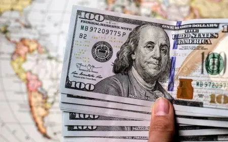 زيادة في سعر الدولار أمام الجنيه مع انتهاء تداولات منتصف الأسبوع