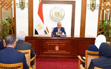 وزير الخارجية يكشف آخر تطورات التعاون الدولي والمنح والقروض