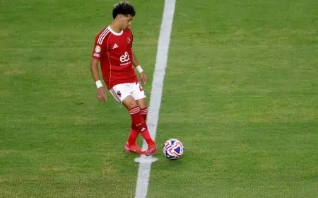 وكيل إمام عاشور يطالب الأهلي باحترام رغبة اللاعب في الرحيل