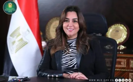 وزيرة التنمية المحلية تتابع جهود تطهير مصارف المخلفات الصلبة في كفر الشيخ والغربية والدقهلية