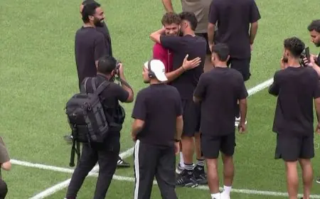 الأهلي يستعد لمواجهة برشلونة في كأس خوان جامبر بوصوله إلى ملعب كامب نو