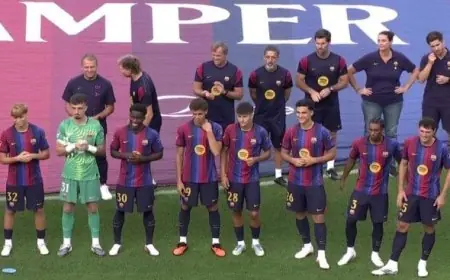 قبل مواجهة الأهلي.. حمزة عبد الكريم يتصدر لاعبي برشلونة خلال عرض الفريق للجماهير «صور وفيديو»