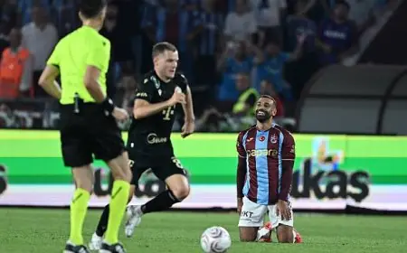صلاح يتألق وفرينكفاروزي يحقق الفوز على طرابزون سبور في ذهاب ملحق الدوري الأوروبي