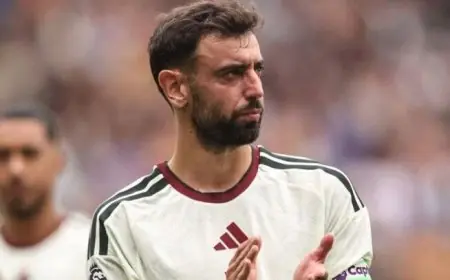 برونو فيرنانديز بعد هزيمة مانشستر يونايتد أمام هال سيتي: نعيد ارتكاب الأخطاء نفسها