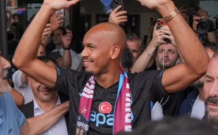فابينيو يعبر عن سعادته باللعب مجددًا مع محمد صلاح ويعزز صفوف طرابزون سبور بخبرته الثمينة