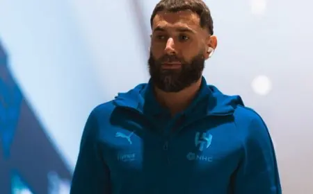 الأوسط: الهلال يُحافظ على عقد بنزيما دون فسخ من طرف واحد