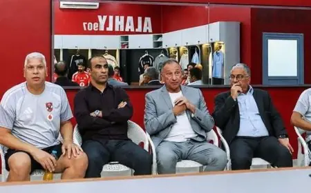 اجتماع الخطيب وعموتة ينقل رسائل حاسمة من مجلس الأهلي للاعبين