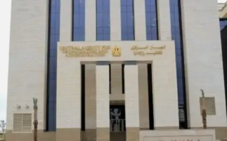 حمزة عبدالكريم يبرز في تشكيلة برشلونة لمواجهة أتلتيك بيلباو