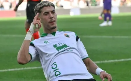 المغربي زابيري يصنع التاريخ في راسينغ بهاتريك مذهل في 21 دقيقة بالدوري الإسباني