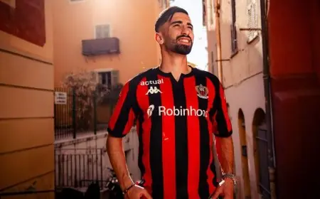 نادي نيس يعزز صفوفه بالتعاقد مع الجزائري عمورة معاراً من فولفسبورغ